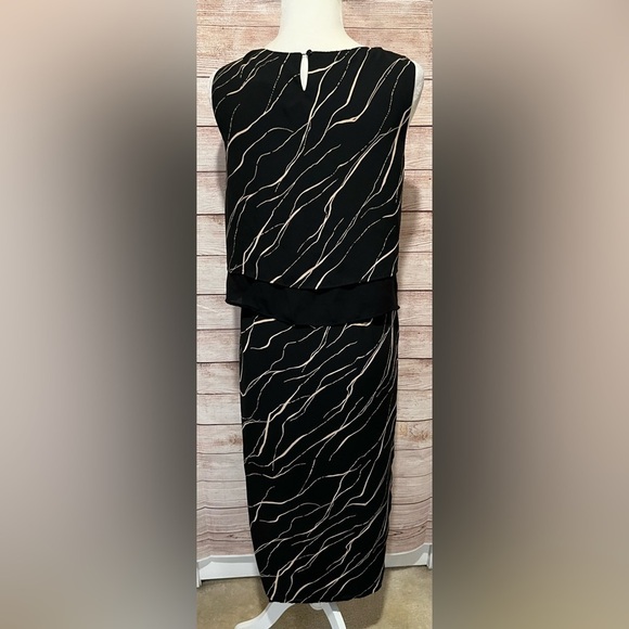 Vintage Jacqueline Ferrar Top 10 and Black Skirt with Cream stripes size 6 - Picture 3 of 9